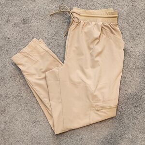 Size Medium Apana Athletic Pants